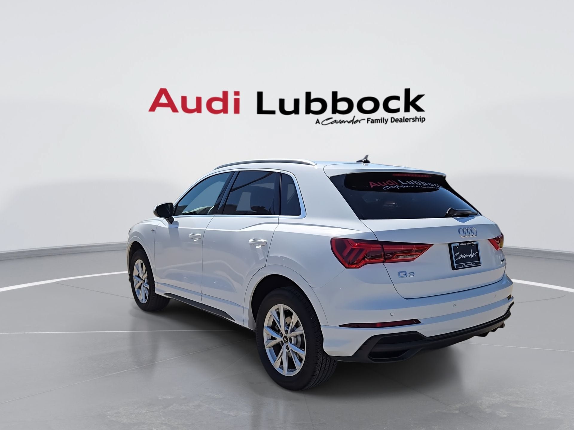 Certified 2025 Audi Q3 2.0T Premium w/ Convenience Package AWD/4WD image 6