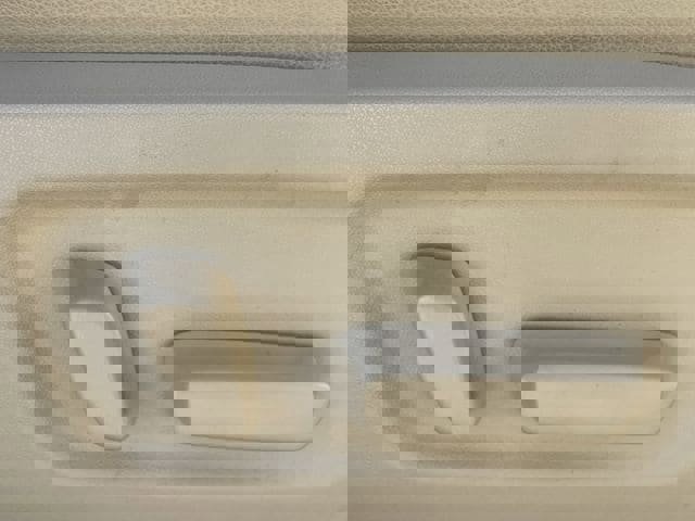 Used 2017 Toyota Highlander XLE image 27