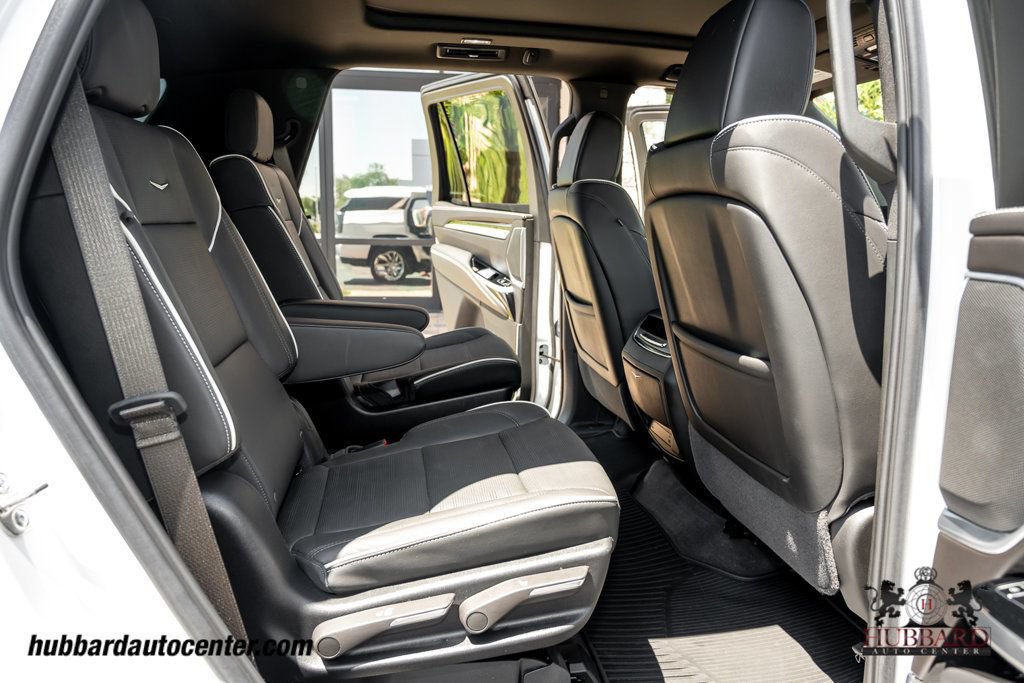 Used 2025 Cadillac Escalade Premium Luxury w/ Touring Package AWD/4WD image 30