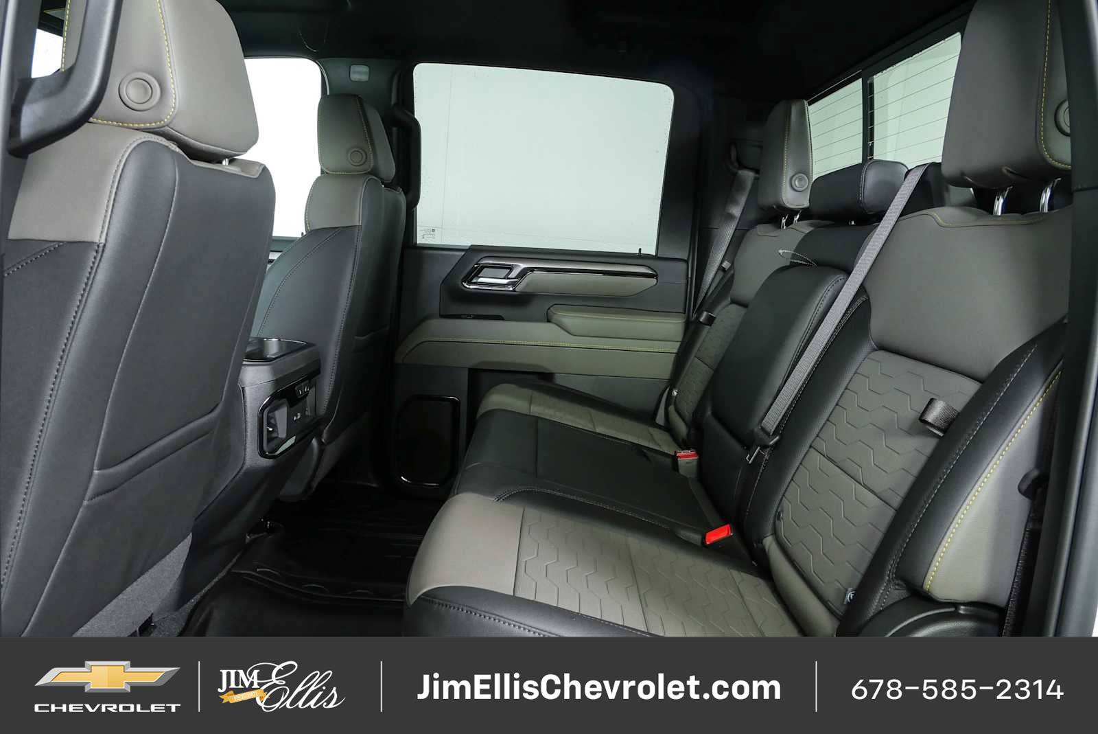 New 2026 Chevrolet Silverado 2500 ZR2 AWD/4WD image 18