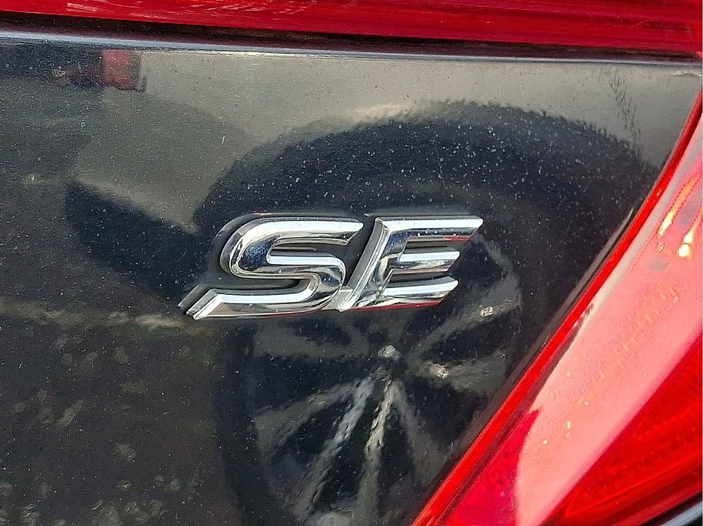 Used 2012 Toyota Camry SE image 24