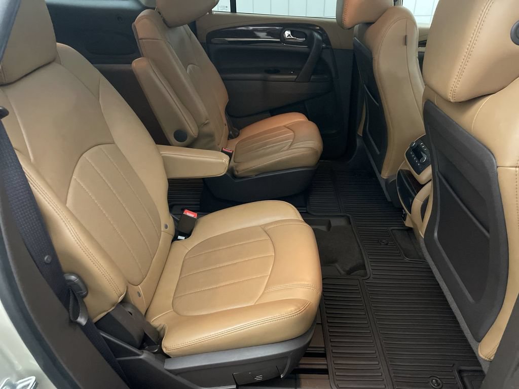 Used 2016 Buick Enclave Premium w/ Experience Buick Package FWD image 19