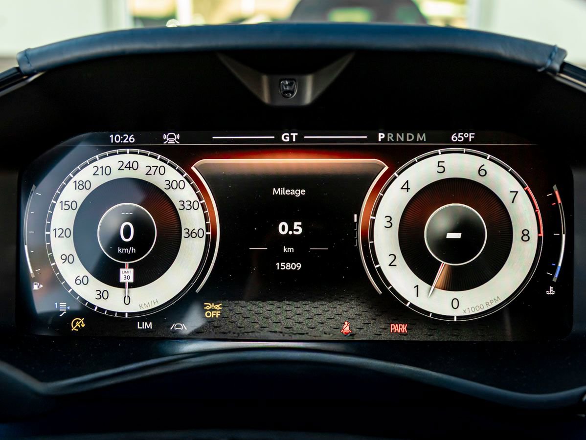 Used 2025 Aston Martin DBX 707 image 6