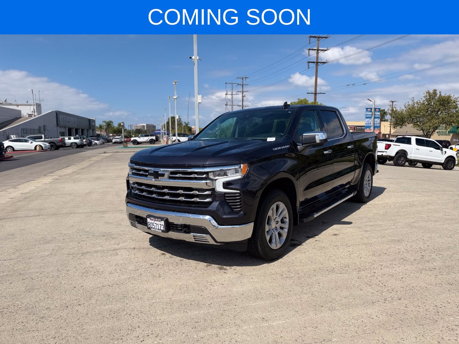 Used 2023 Chevrolet Silverado 1500 LTZ RWD image 1
