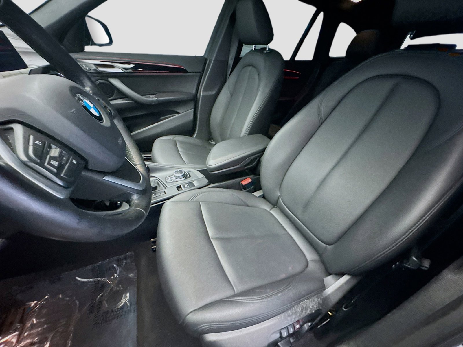 Used 2022 BMW X1 sDrive28i w/ Convenience Package image 12