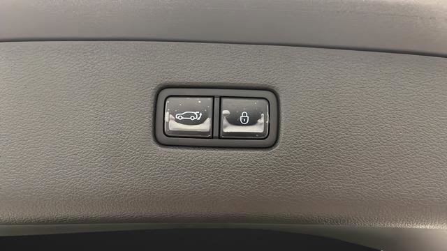 Used 2025 Genesis GV80 3.5T Prestige AWD/4WD image 31
