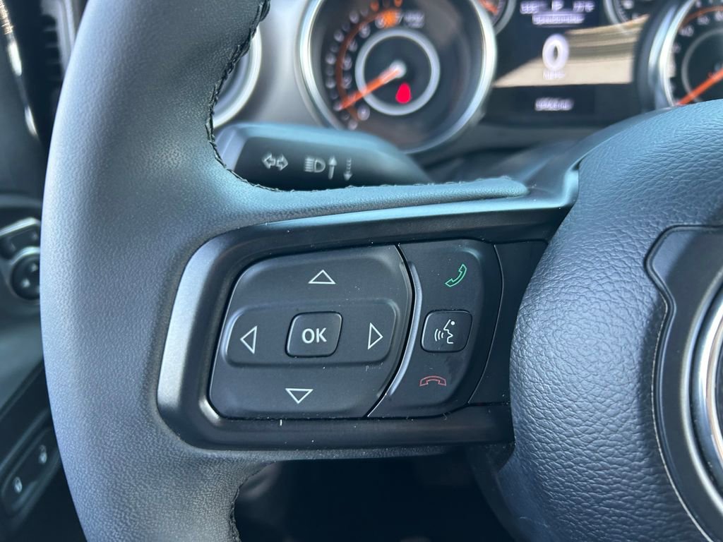 Used 2023 Jeep Wrangler Unlimited Sport AWD/4WD image 18