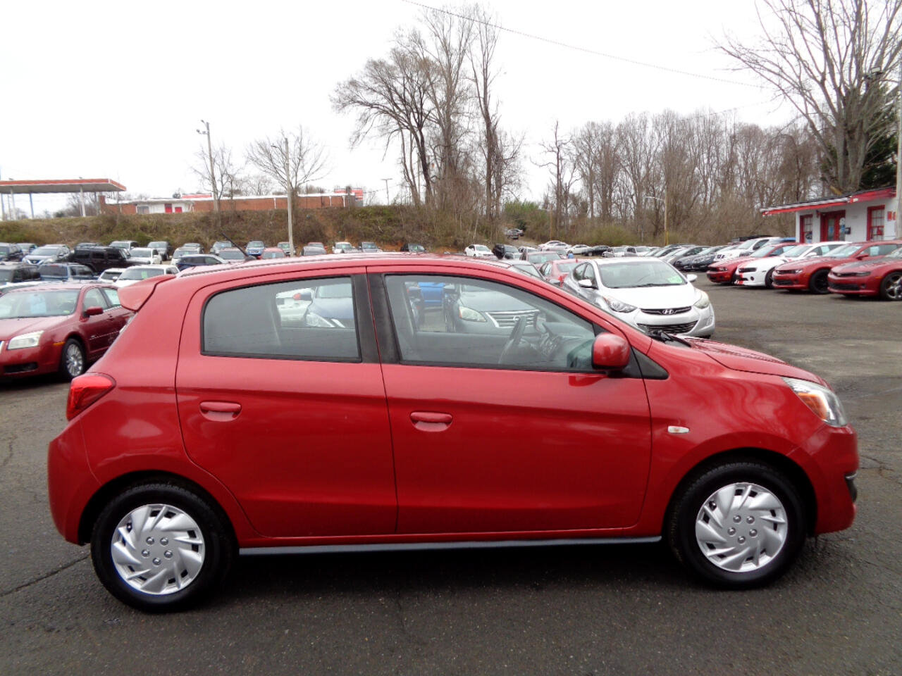 Used 2017 Mitsubishi Mirage ES image 4