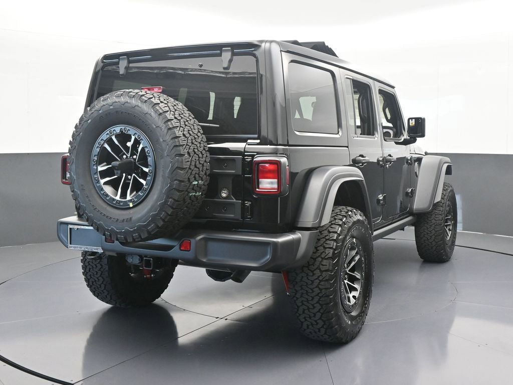 Used 2025 Jeep Wrangler Willys AWD/4WD image 5