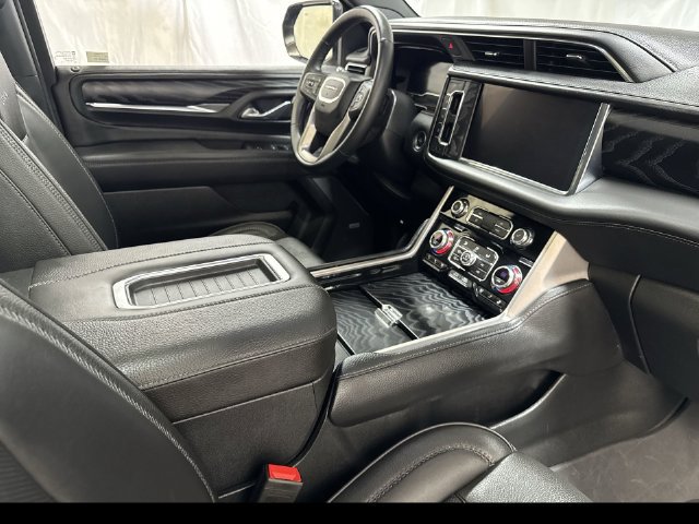 Used 2024 GMC Yukon Denali AWD/4WD image 33