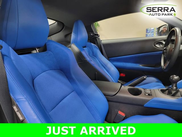 Used 2024 Nissan Z Performance w/ Floor Mat Package image 15