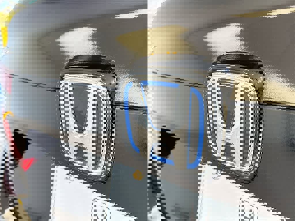 Used 2022 Honda Accord Hybrid image 12