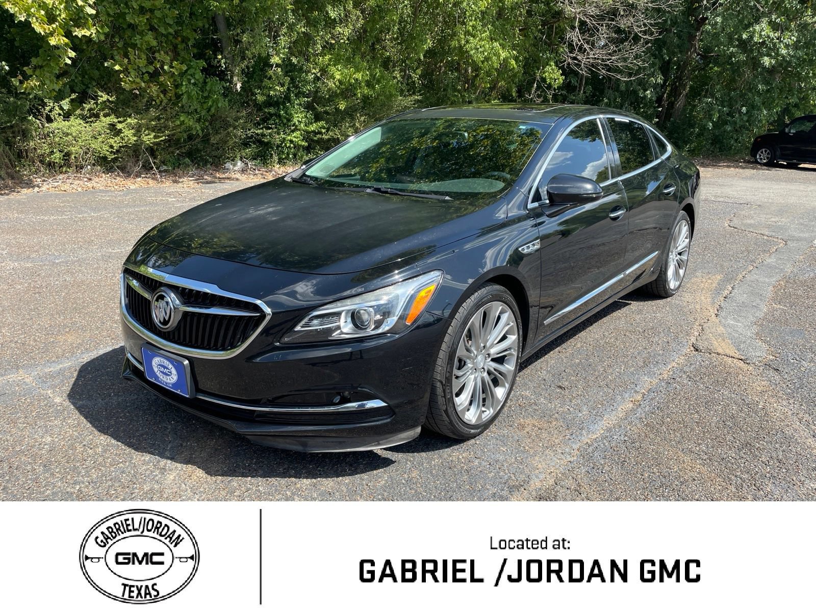 Used 2017 Buick LaCrosse Essence w/ Sun and Shade Package FWD image 1
