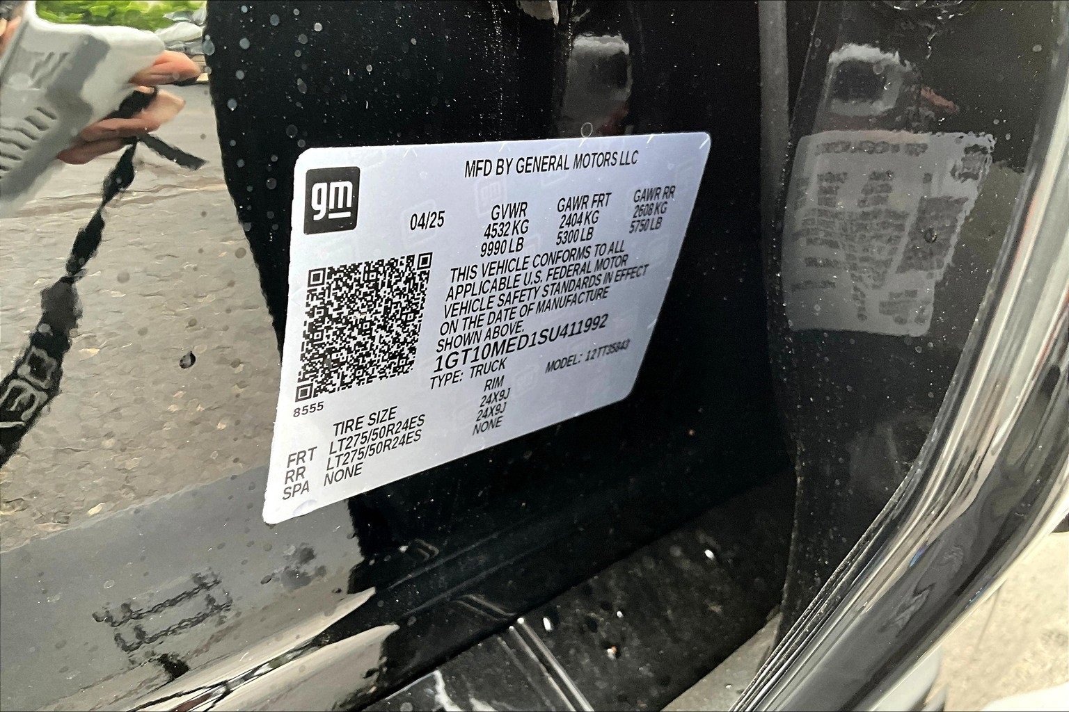 New 2025 GMC Sierra EV Denali image 13