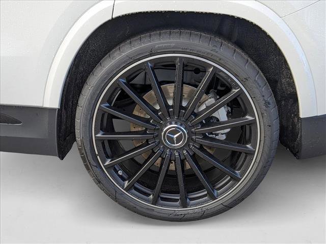 New 2025 Mercedes-Benz GLA 35 AMG 4MATIC image 9