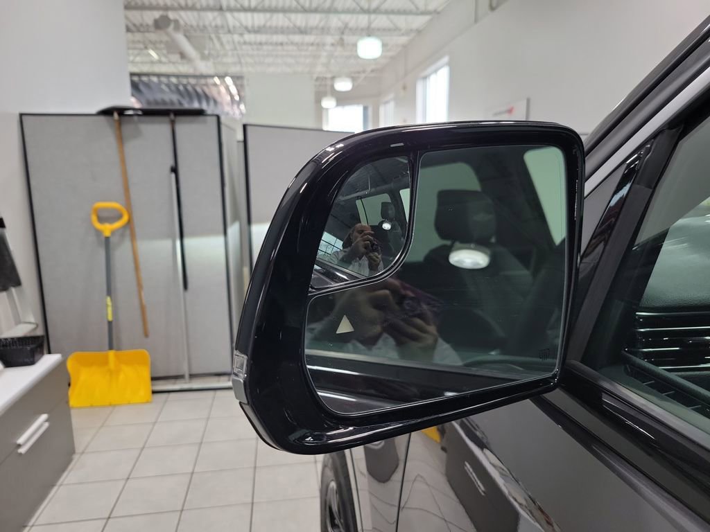 New 2026 Jeep Grand Wagoneer 4WD image 16