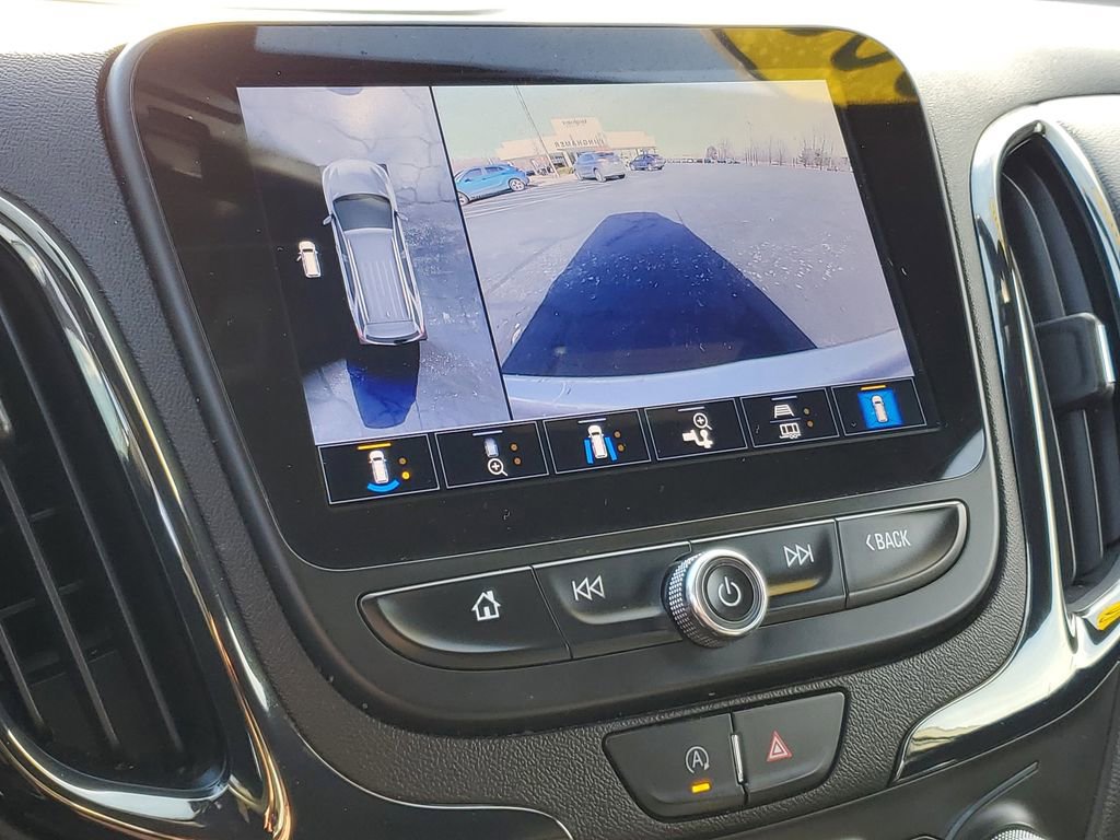 Used 2023 Chevrolet Equinox RS w/ RS Leather Package image 20