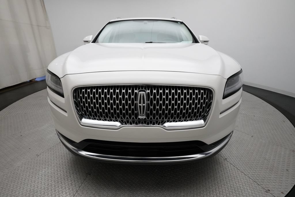 Used 2023 Lincoln Nautilus Reserve w/ Class II Trailer Tow Package AWD/4WD image 11
