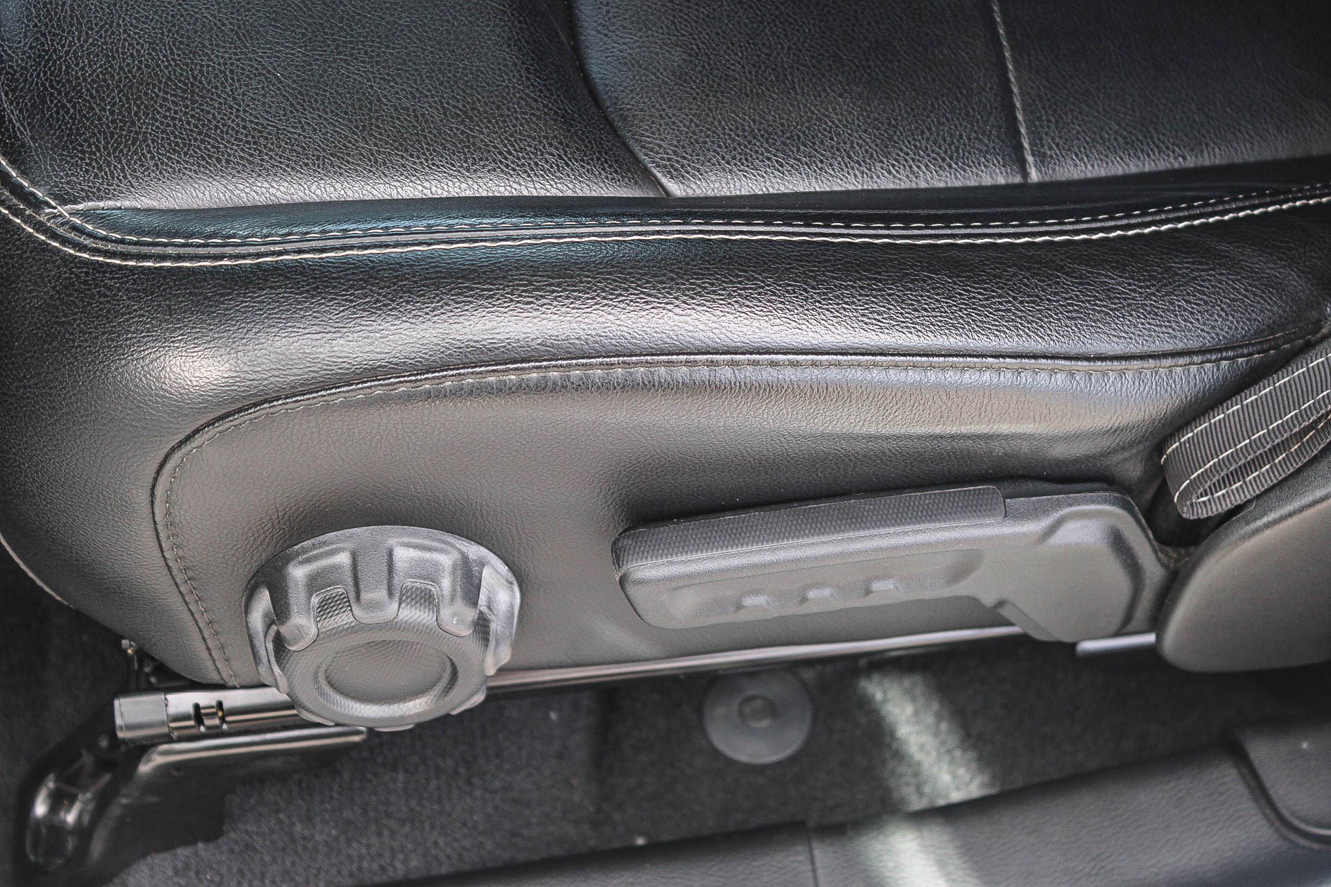 Used 2022 Jeep Wrangler Unlimited Sahara image 22