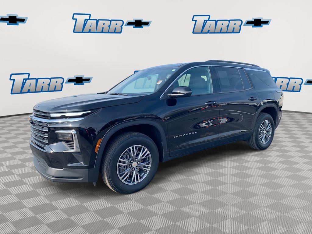 Used 2025 Chevrolet Traverse LT image 1