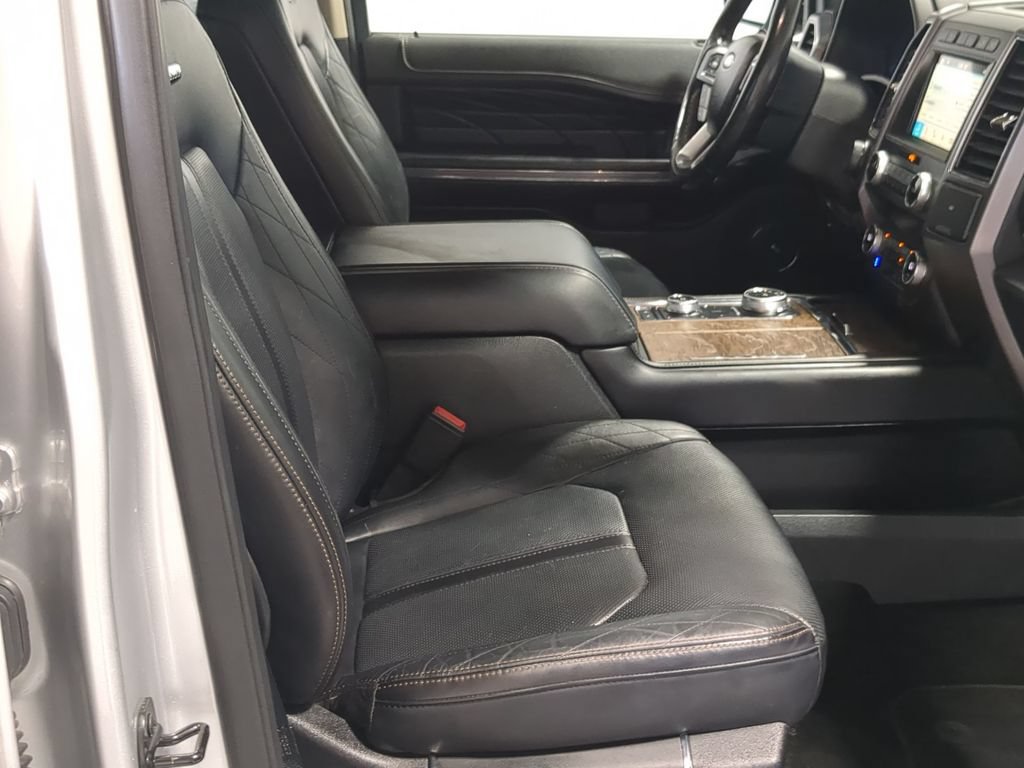 Used 2019 Ford Expedition Max Platinum AWD/4WD image 27