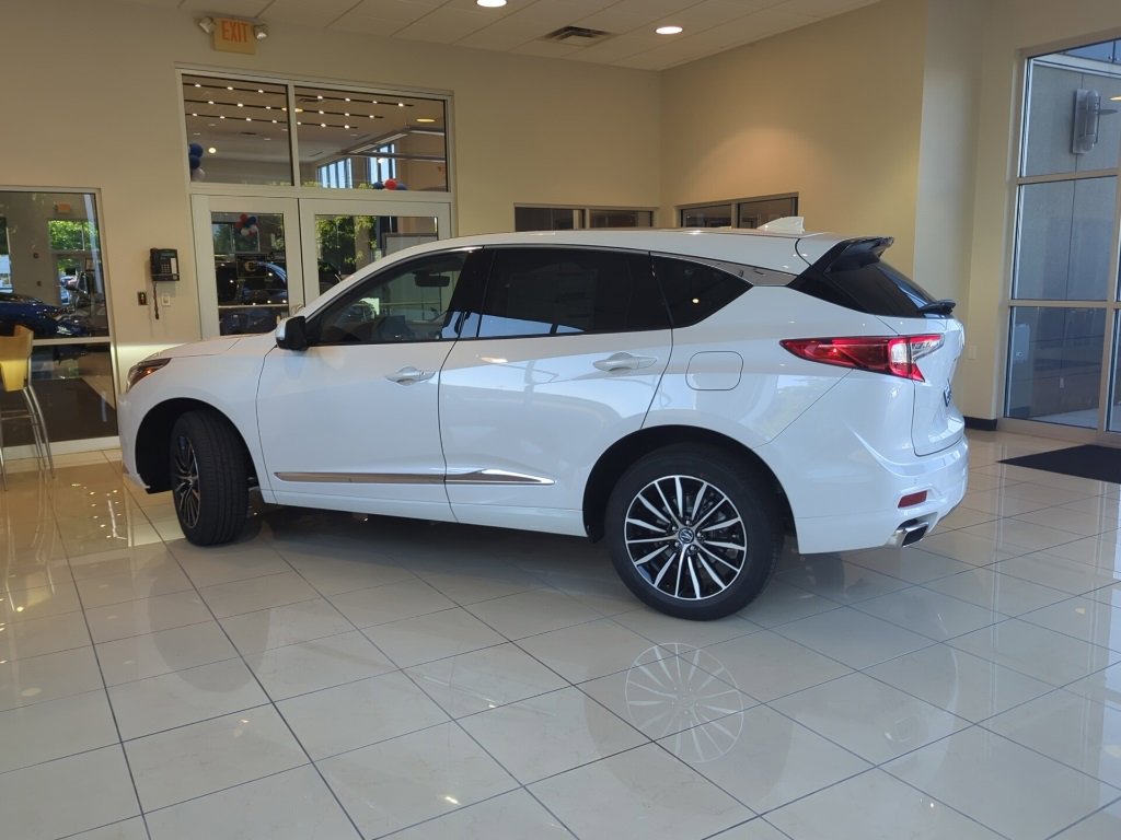 New 2025 Acura RDX SH-AWD w/ Advance Package image 3