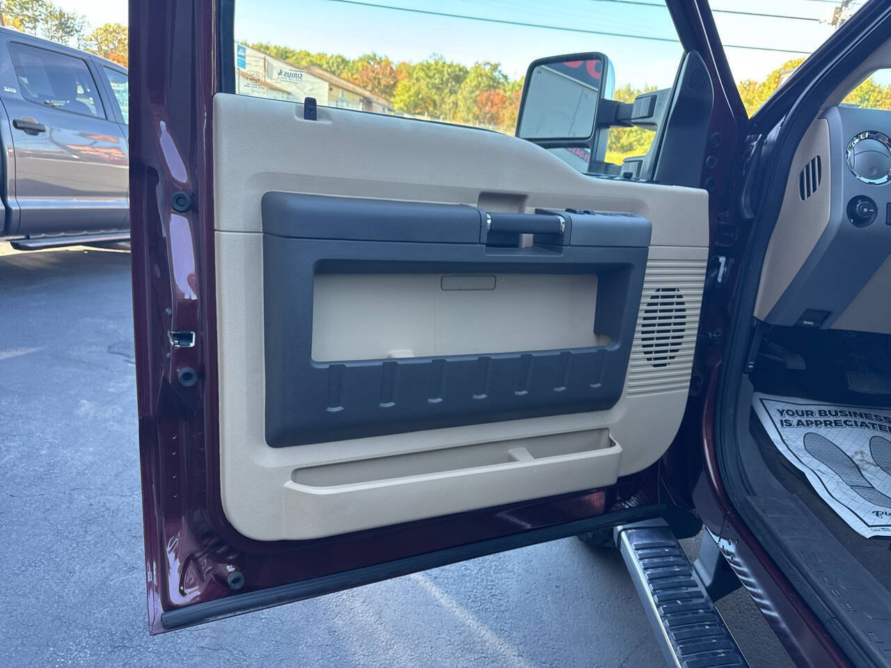 Used 2012 Ford F250 Lariat w/ Chrome Pkg AWD/4WD image 16
