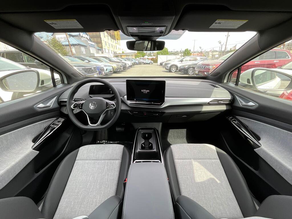 New 2026 Volkswagen ID.4 Pro AWD/4WD image 15