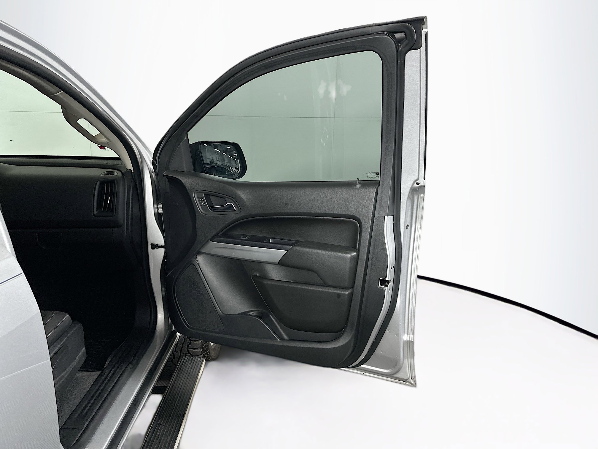 Used 2020 Chevrolet Colorado LT w/ LT Convenience Package image 29