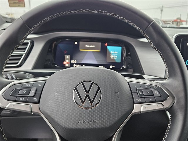 Certified 2025 Volkswagen Atlas Cross Sport SE image 24