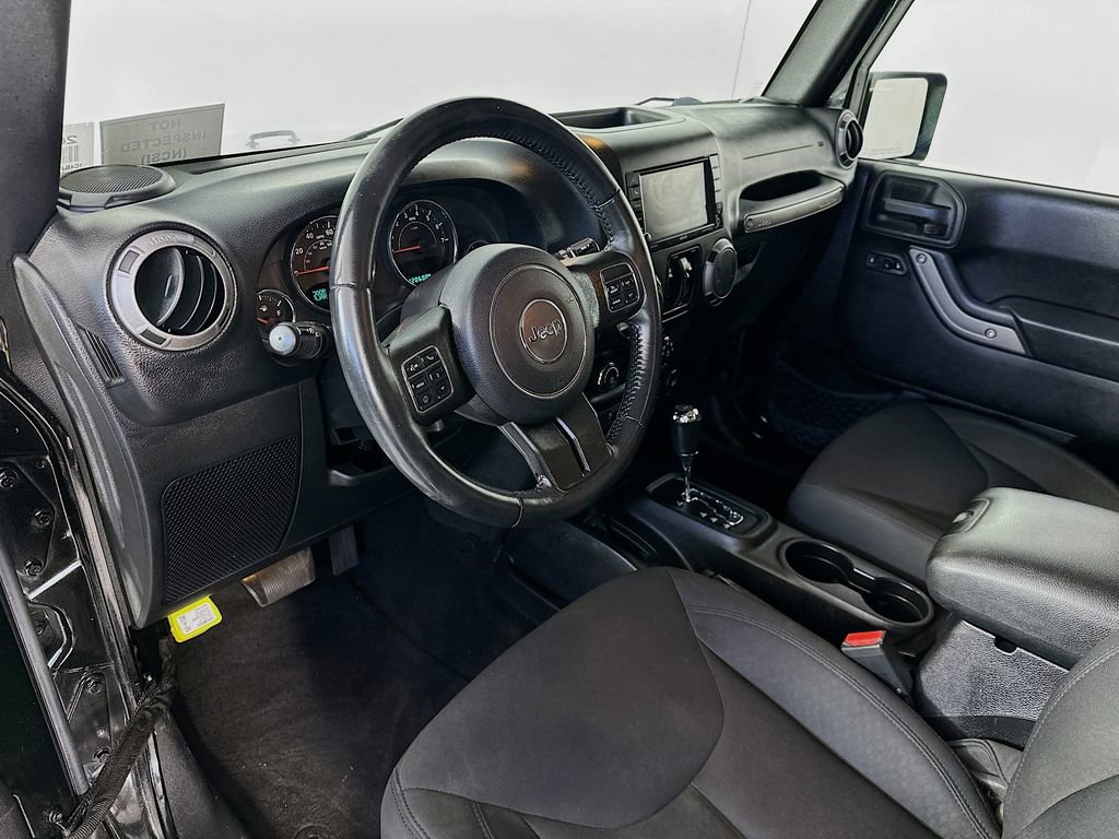 Used 2015 Jeep Wrangler Unlimited Sport w/ Quick Order Package 24S AWD/4WD image 28