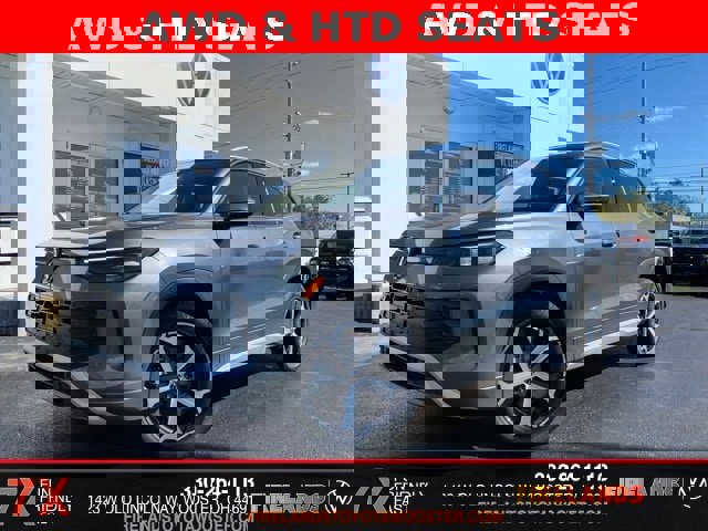 New 2025 Volkswagen Tiguan SE