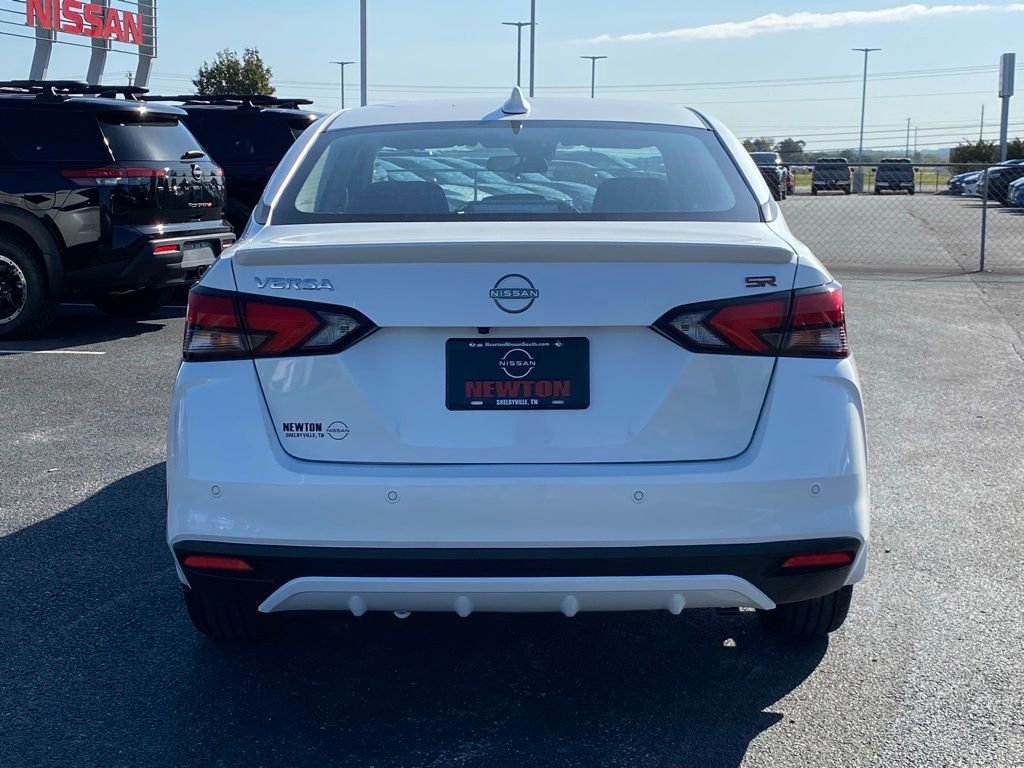 New 2025 Nissan Versa SR w/ Trunk Package image 5