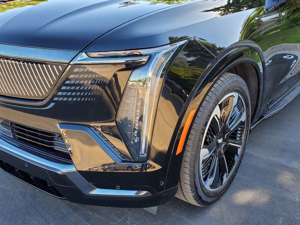 Used 2025 Cadillac Escalade IQ Sport 2 AWD/4WD image 10