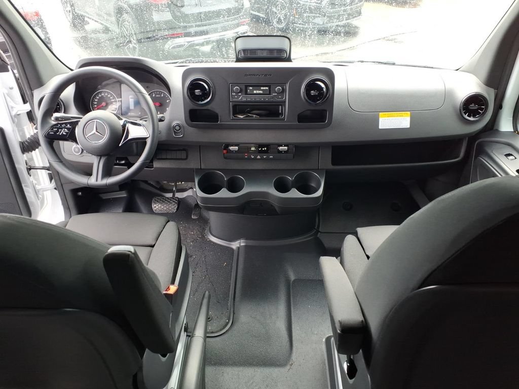 Used 2026 Mercedes-Benz Sprinter 2500 image 27