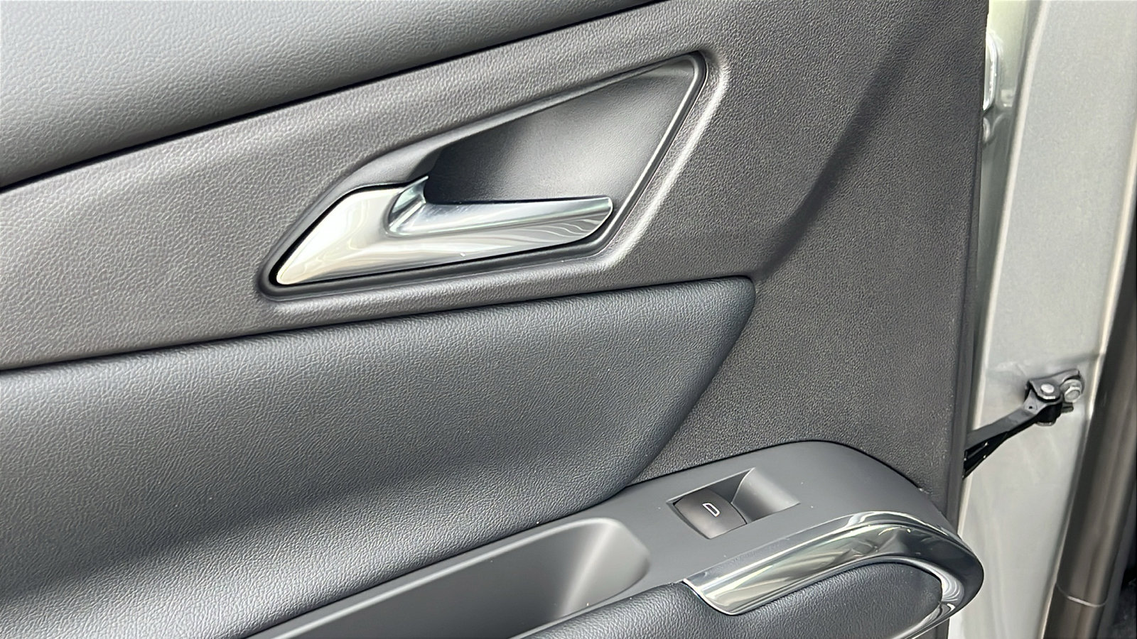 New 2026 Chevrolet Traverse Z71 image 13