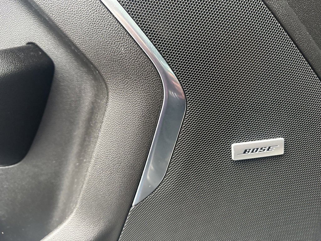 Used 2021 Chevrolet Suburban Premier image 11