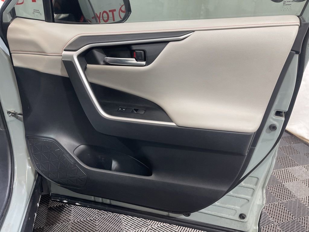 Used 2019 Toyota RAV4 Adventure w/ Cold Weather Package image 10