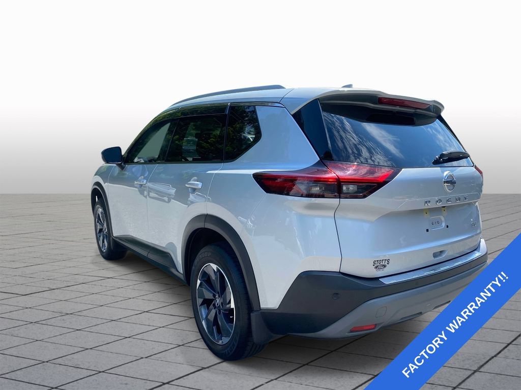 Used 2021 Nissan Rogue SV w/ Premium Package FWD image 5