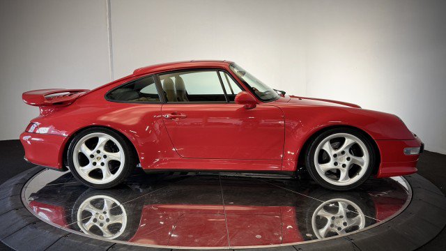 Used 1998 Porsche 911 GT3 RS image 28