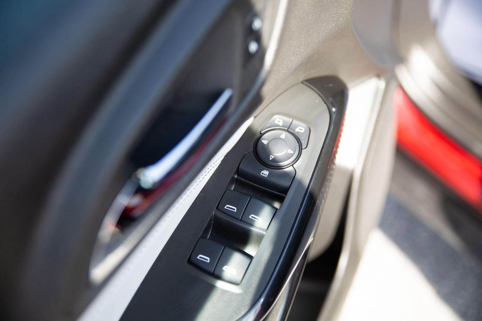 Certified 2024 Chevrolet Trax LT image 18