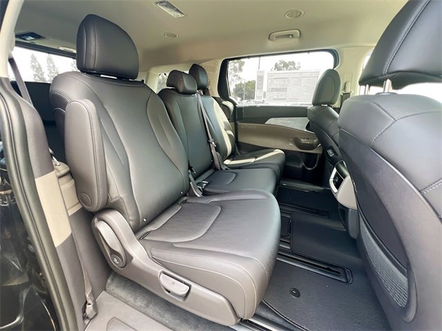 New 2026 Kia Carnival EX image 17