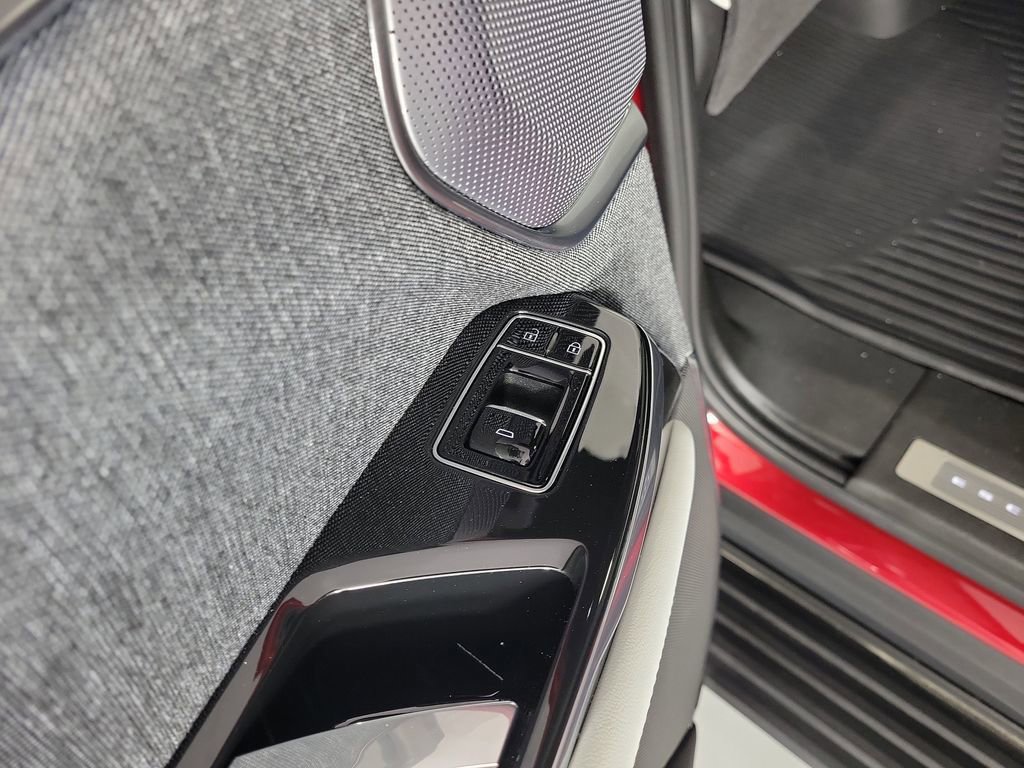 Certified 2026 Cadillac Escalade Platinum Sport w/ LPO, ONYX Package image 15