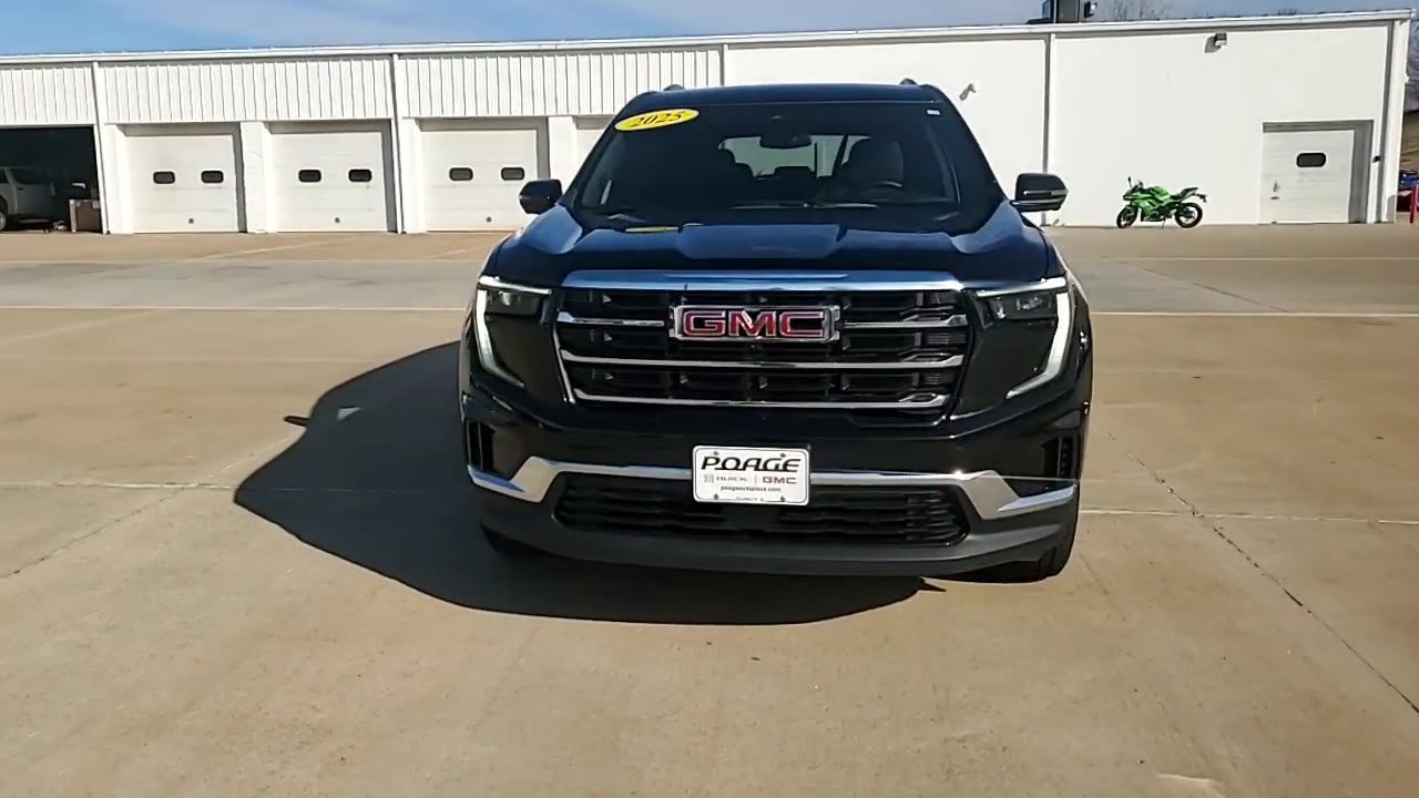 Used 2025 GMC Acadia Elevation AWD/4WD image 3