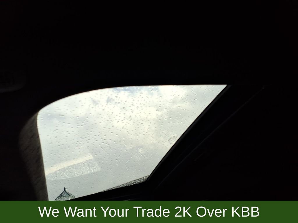 Used 2024 Jeep Grand Cherokee L Altitude image 12
