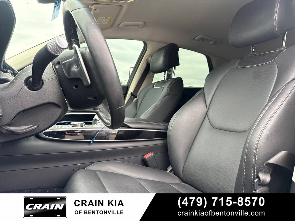 Used 2022 Genesis GV70 2.5T w/ Cargo Package AWD/4WD image 20