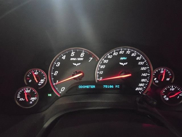 Used 2006 Chevrolet Corvette Coupe w/ Preferred Equipment Group RWD image 21
