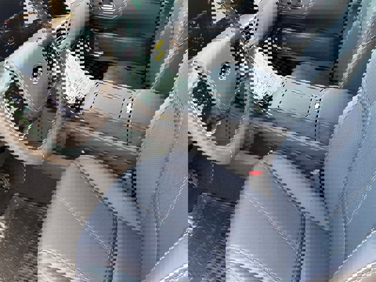 New 2026 INFINITI QX80 Sport w/ Sport Exterior Package image 23