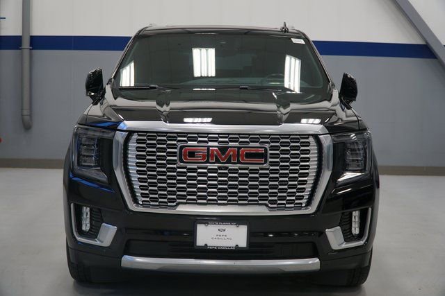 Used 2024 GMC Yukon XL Denali w/ Denali Reserve Package image 9