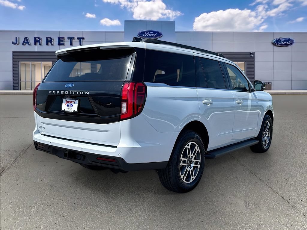 New 2026 Ford Expedition Active RWD image 7
